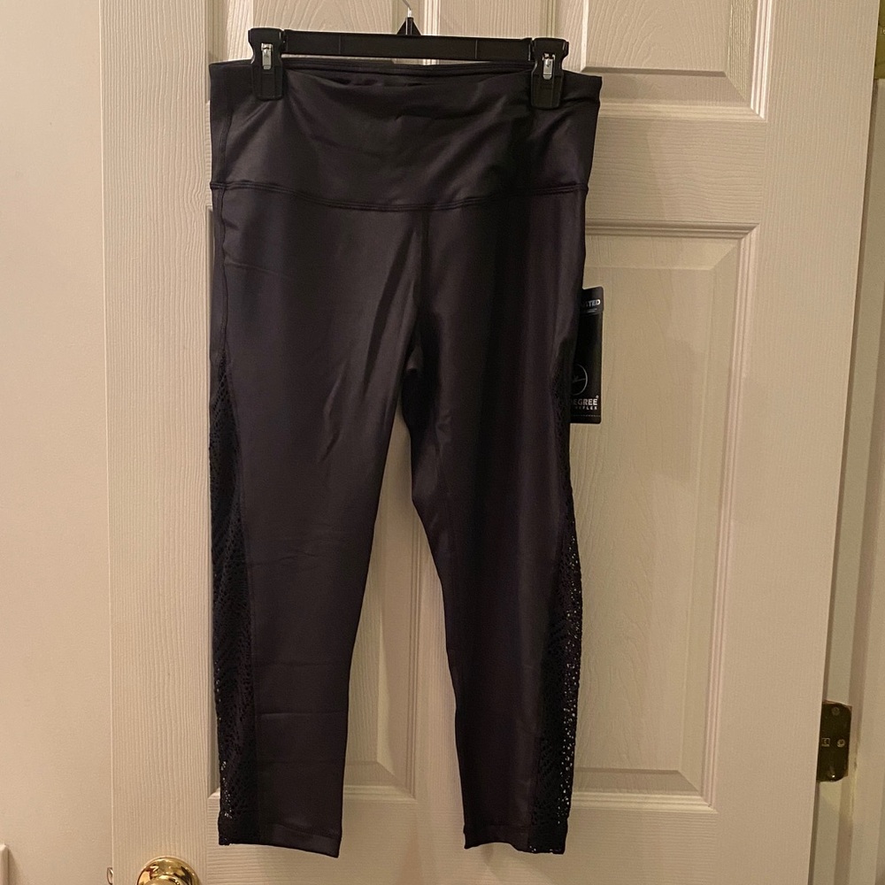 90 Degrees Black High-Waisted Leggings with Mesh Detail